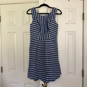 Vineyard vines dress